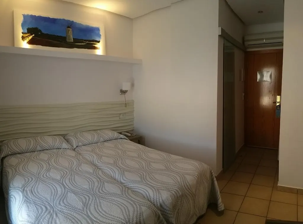 Hotel Bahía La Savina