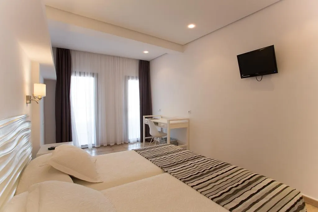 Hotel Bahia 라세비나