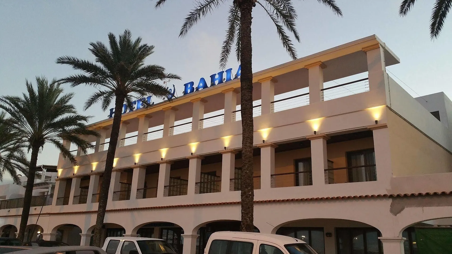 Hotel Bahia 라세비나