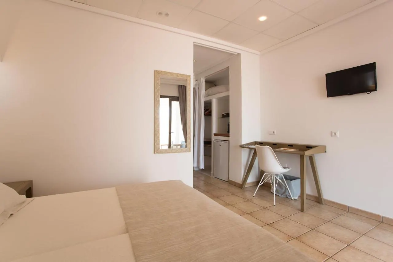 Hotel Bahia 라세비나